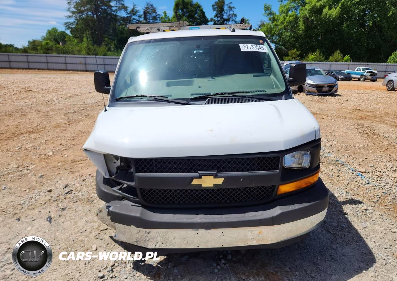 2017 Chevrolet Express G2500 VIN:1GCWGAFF3H1336741 - 5