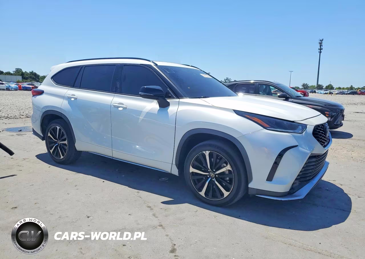 2022 Toyota Highlander Xse VIN:5TDLZRAH8NS132598 - 4