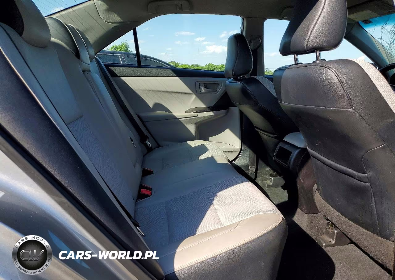 2017 Toyota Camry Se VIN:4T1BF1FKXHU352895 - 10