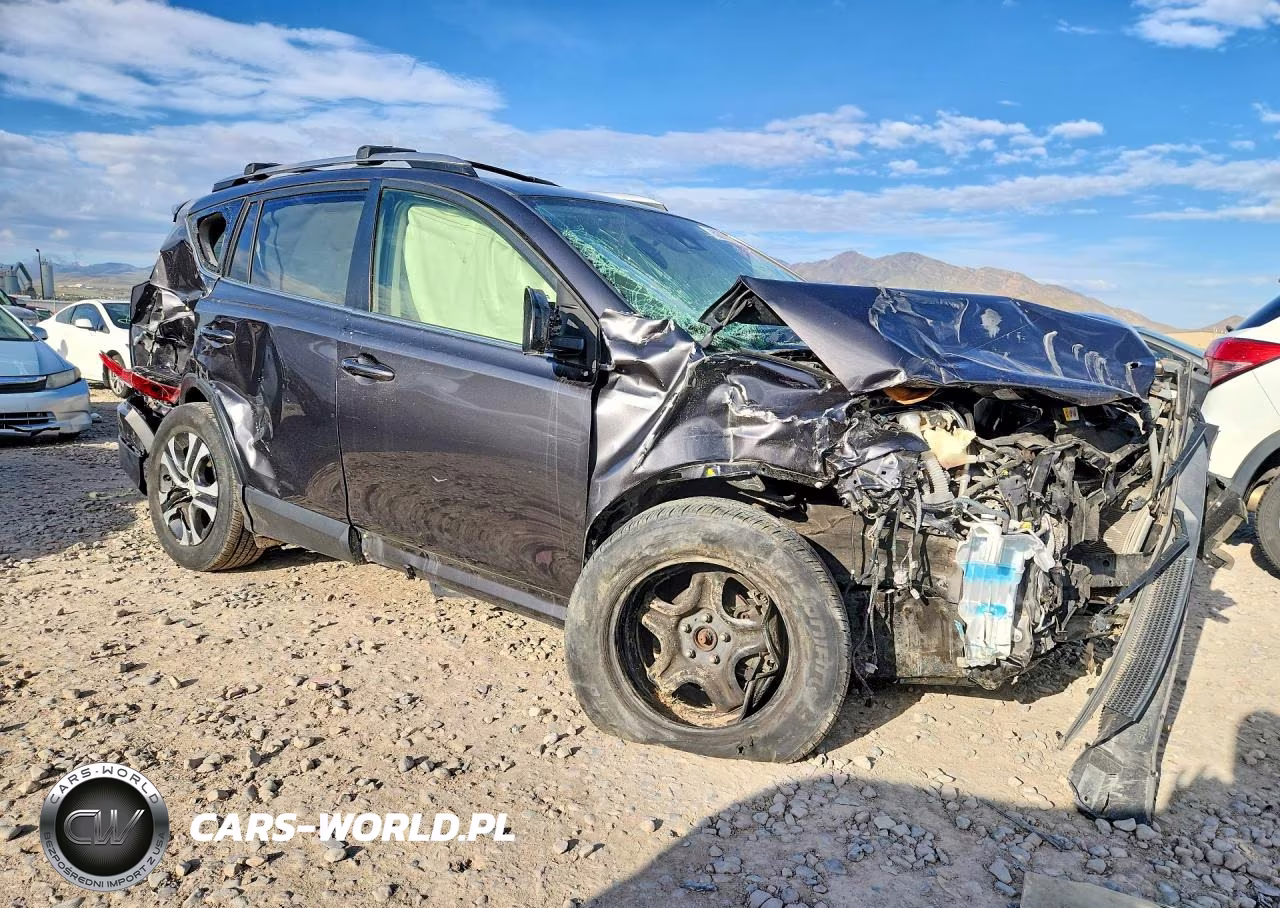 2017 Toyota Rav4 Le VIN:JTMBFREV6HJ172085 - 4