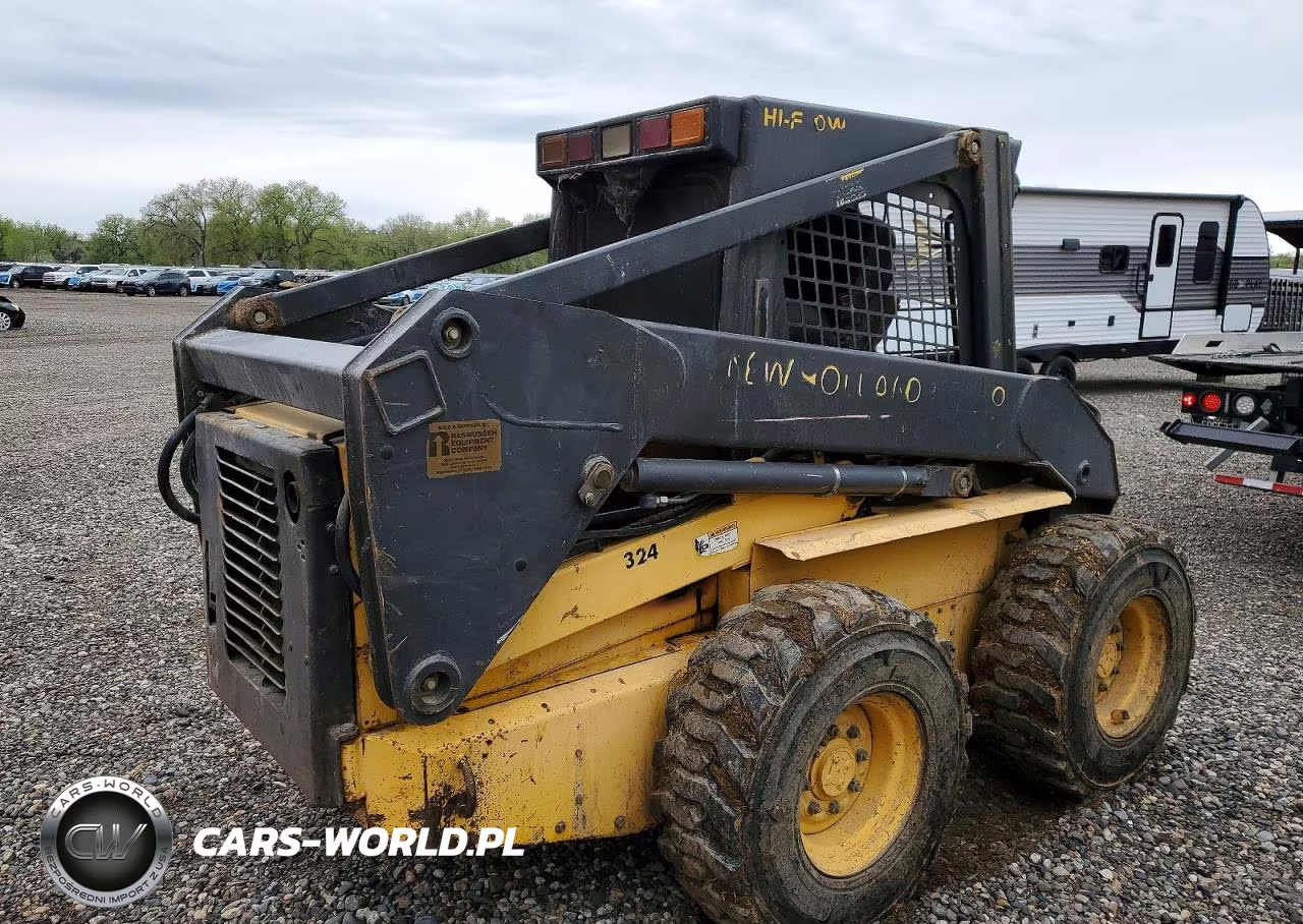 2004 New Holland Skid Steer Loader VIN:LMU017878 - 4