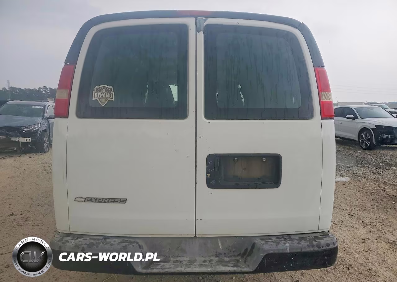 2010 Chevrolet Express 1500 Cargo Delivery Van VIN:1GCUGADX1A1157896 - 6