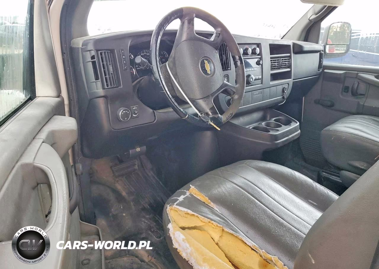 2010 Chevrolet Express 1500 Cargo Delivery Van VIN:1GCUGADX1A1157896 - 8