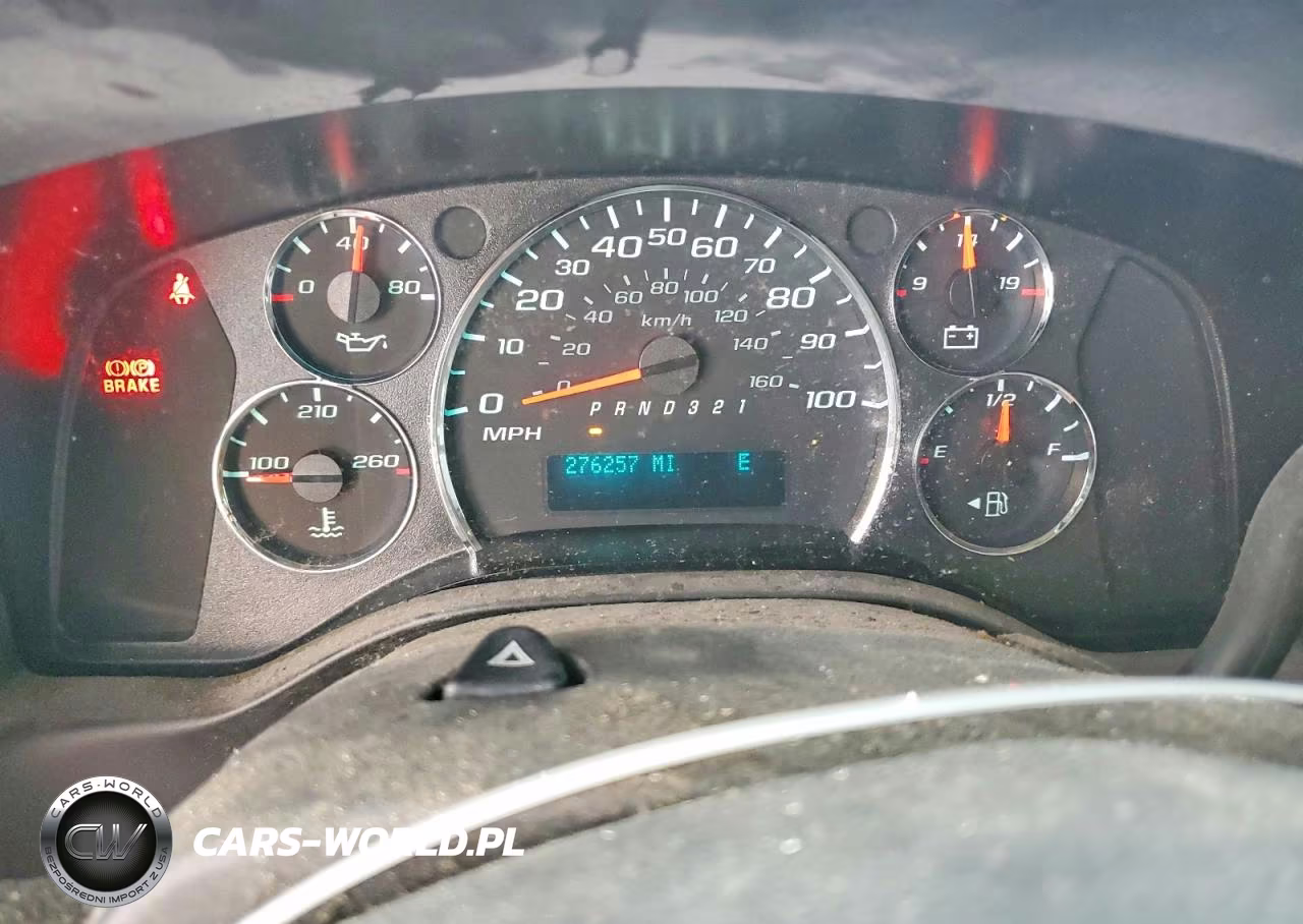 2010 Chevrolet Express 1500 Cargo Delivery Van VIN:1GCUGADX1A1157896 - 9
