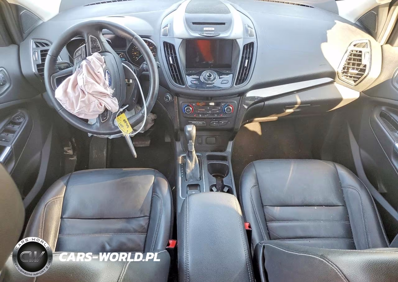2017 Ford Escape Titanium VIN:1FMCU0JDXHUA31517 - 8