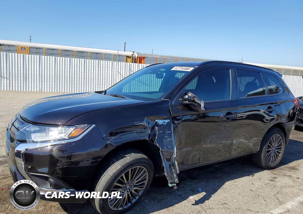 2021 Mitsubishi Outlander Fe – zdjęcie 1 z 13
