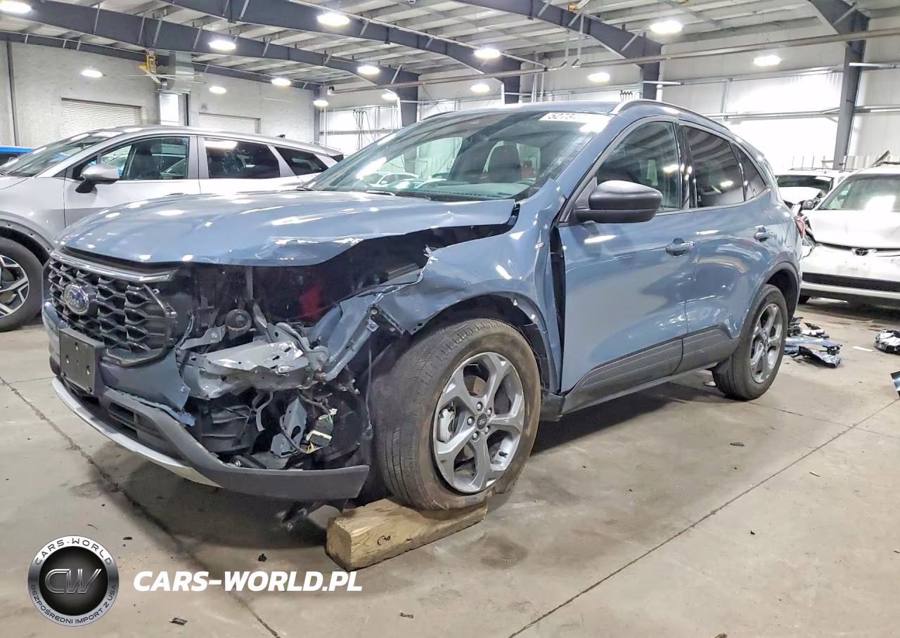 2025 Ford Escape St Line – zdjęcie 1 z 13