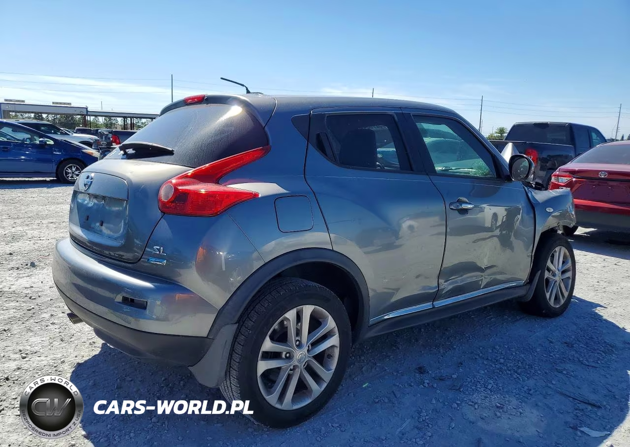 2013 Nissan Juke S VIN:JN8AF5MR3DT202851 - 3