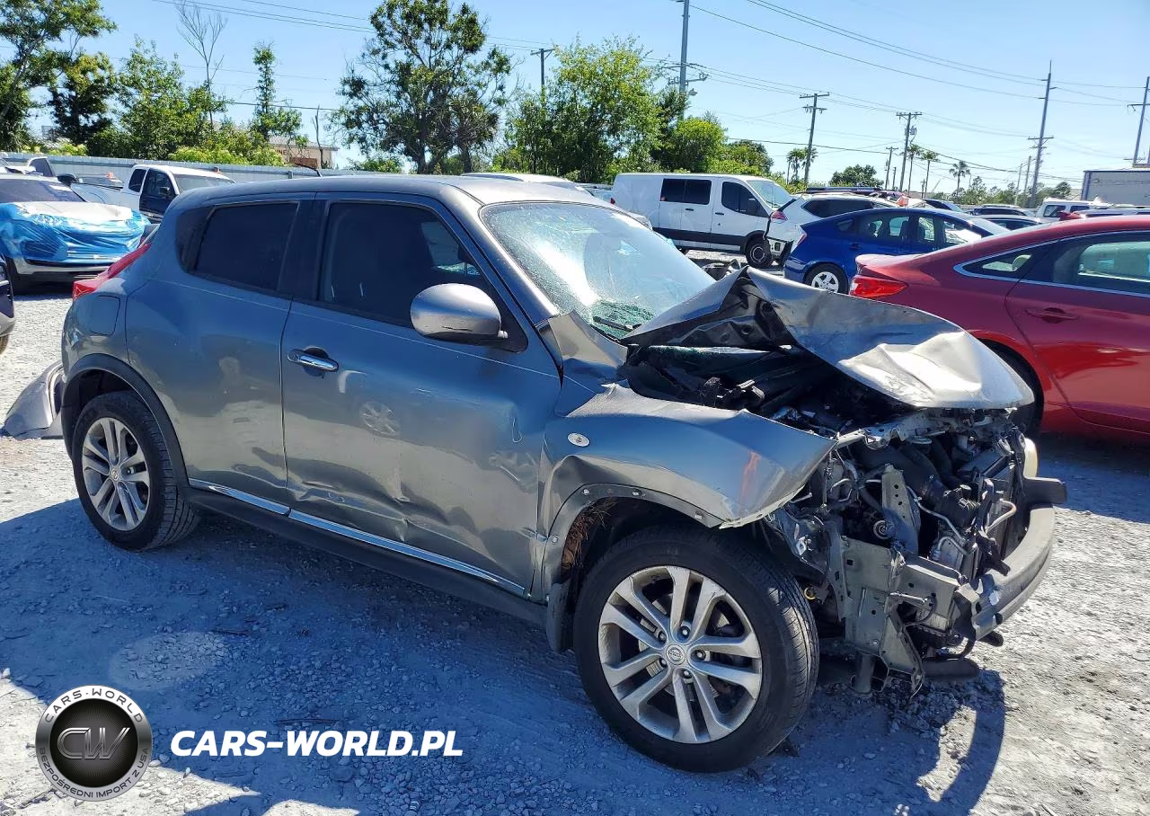 2013 Nissan Juke S VIN:JN8AF5MR3DT202851 - 4