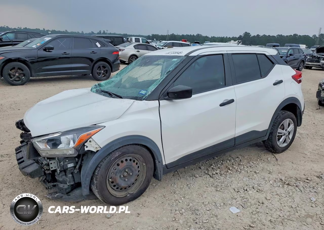 2020 Nissan Kicks S