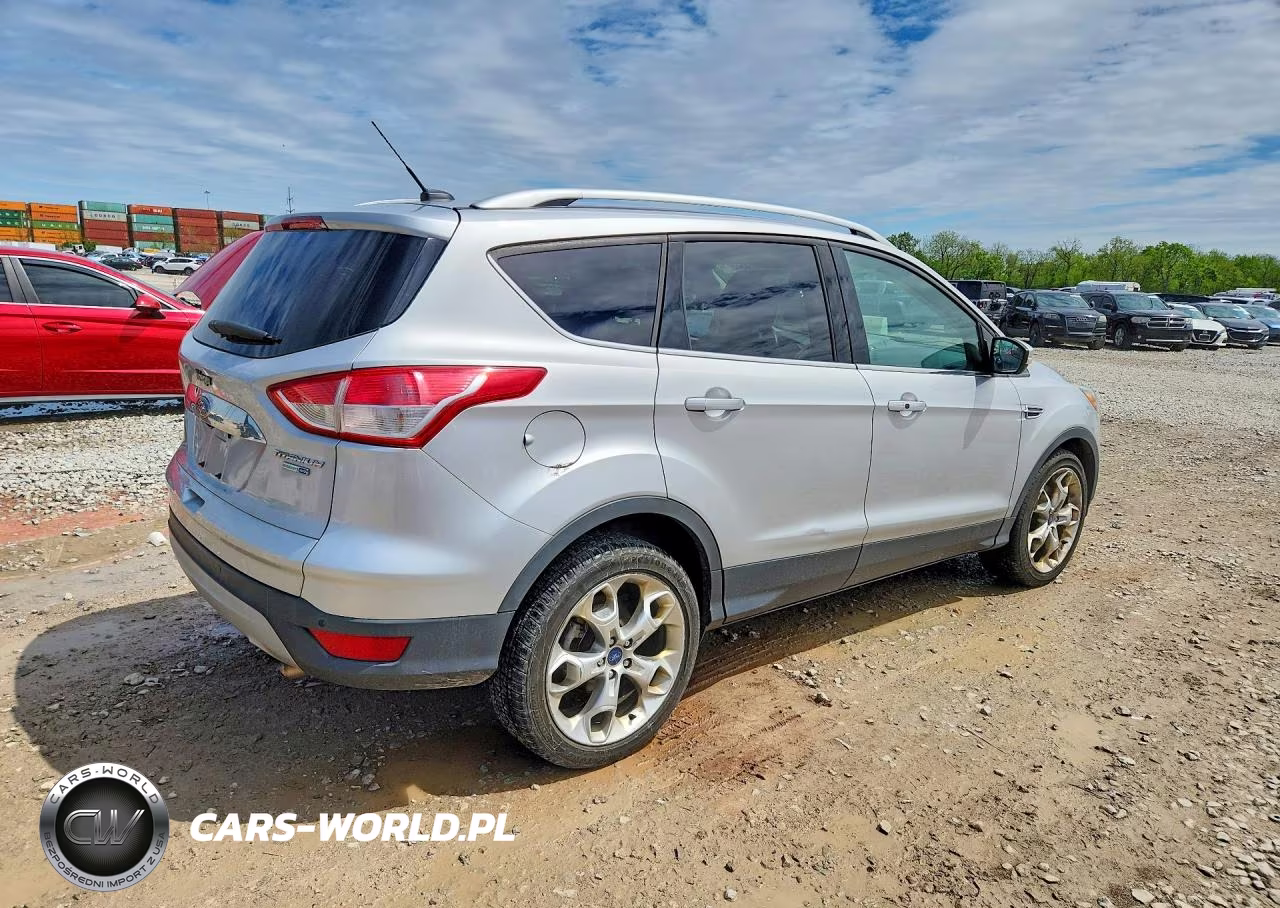 2015 Ford Escape Titanium VIN:1FMCU9J9XFUC58932 - 3