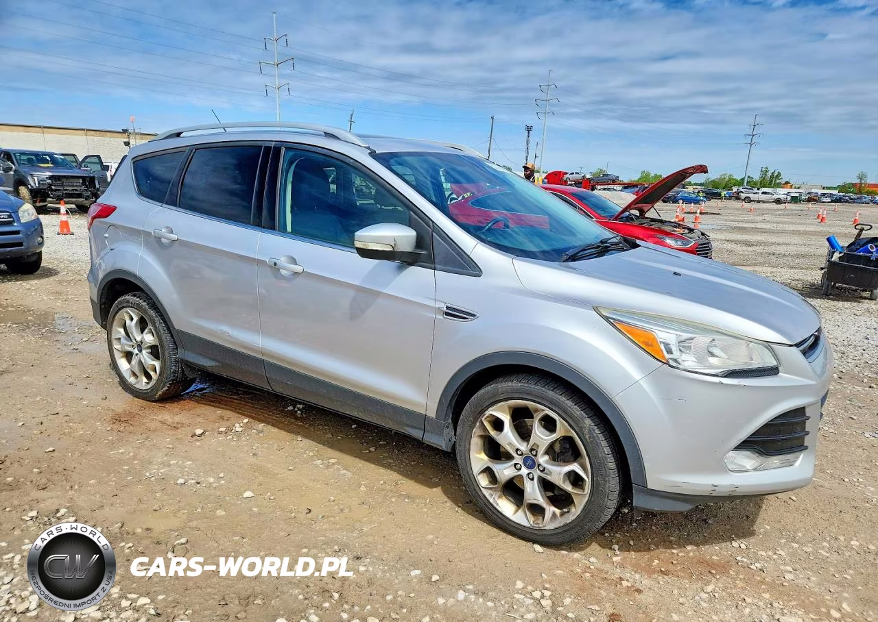 2015 Ford Escape Titanium VIN:1FMCU9J9XFUC58932 - 4