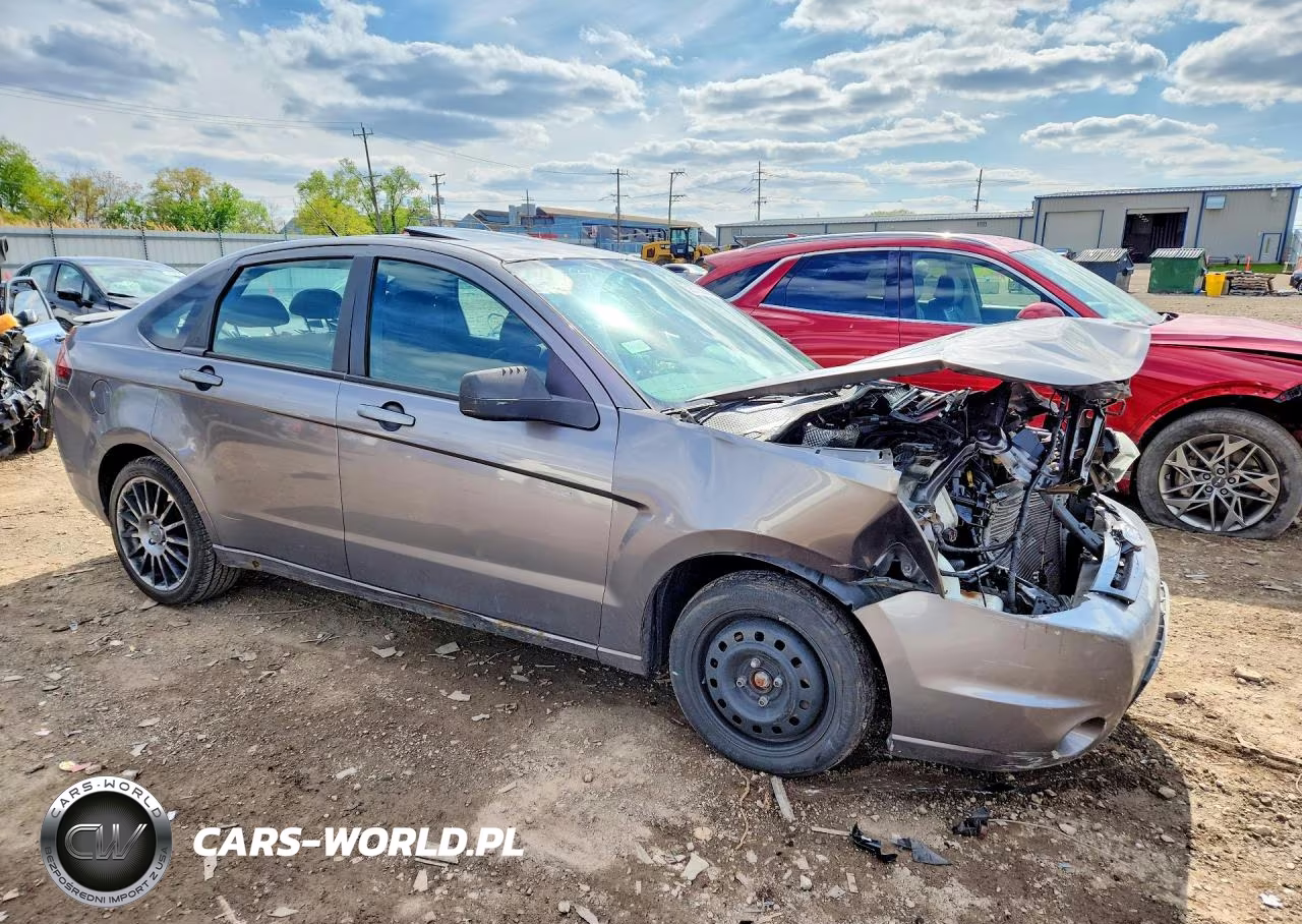 2011 Ford Focus Ses VIN:1FAHP3GN2BW105467 - 4