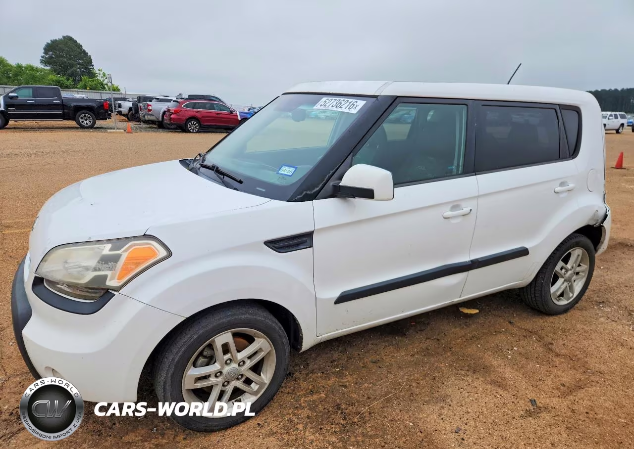 2011 Kia Soul +