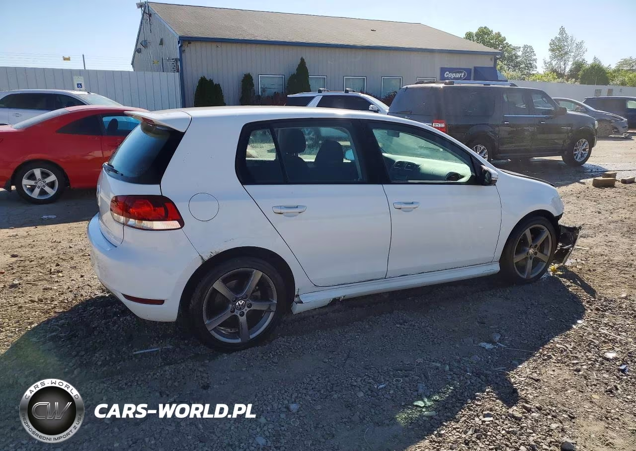 2013 Volkswagen Golf VIN:WVWDB7AJ7DW089550 - 3