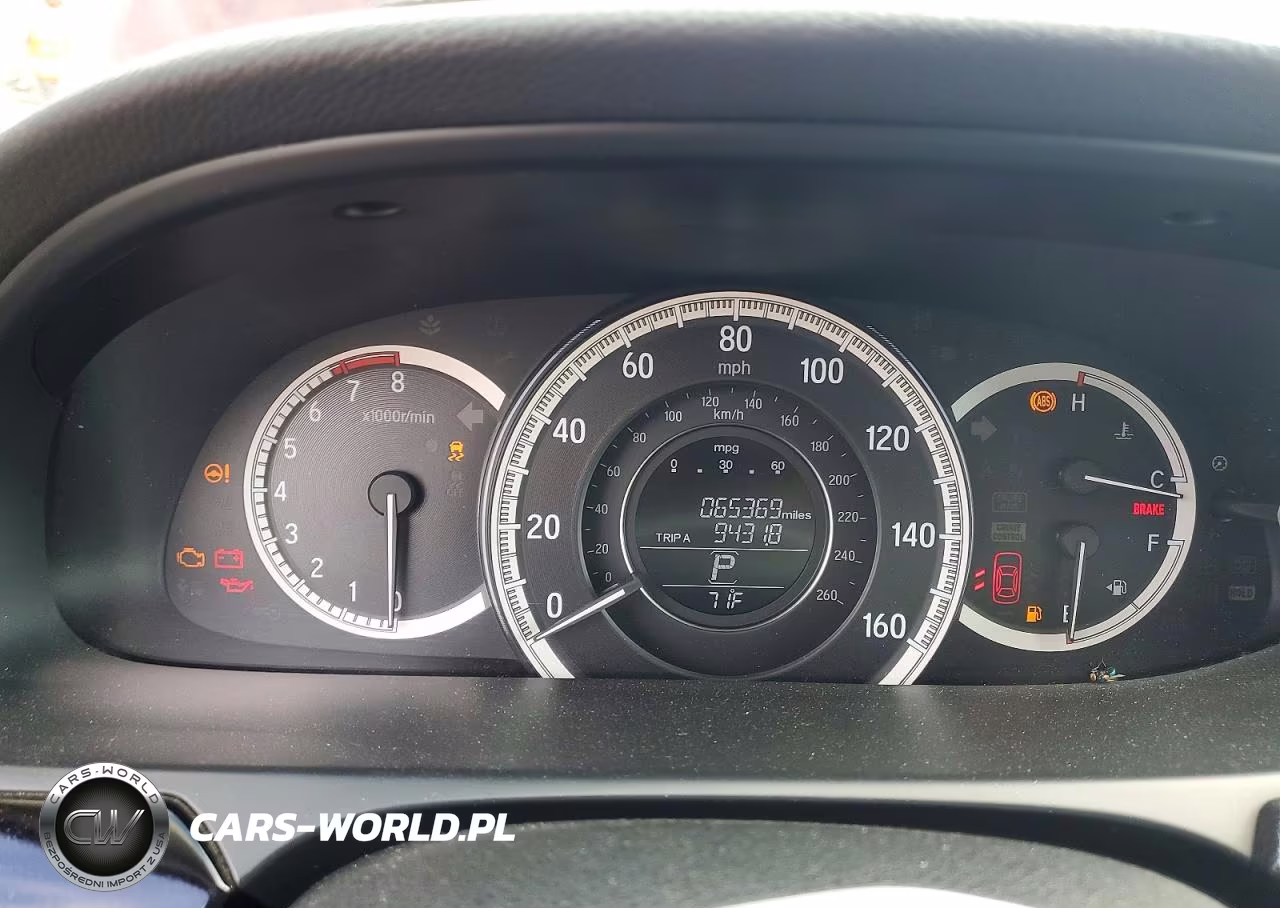 2017 Honda Accord Lx VIN:1HGCR2F35HA266945 - 9