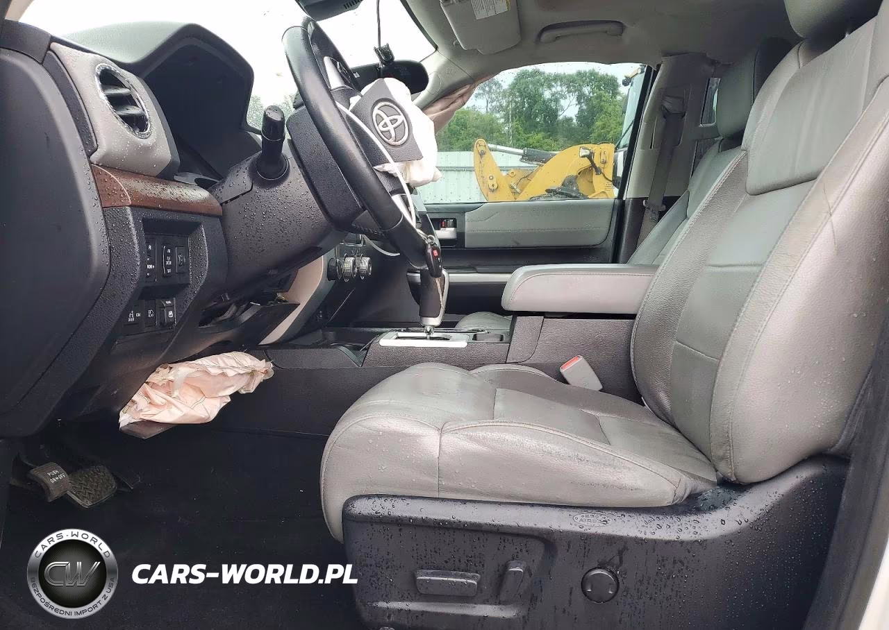2018 Toyota Tundra Crewmax Limited VIN:5TFHW5F10JX710197 - 7