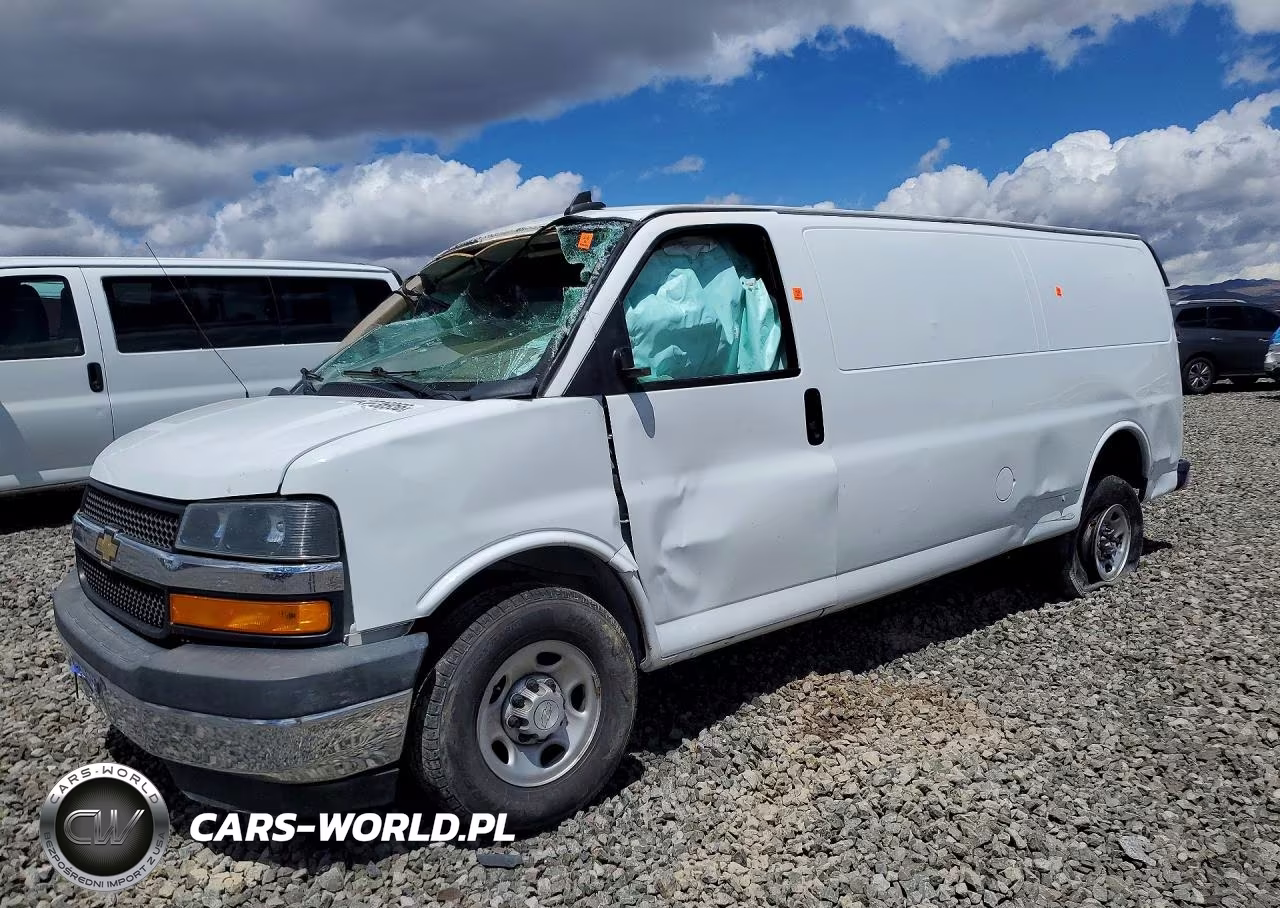 2018 Chevrolet Express G2500