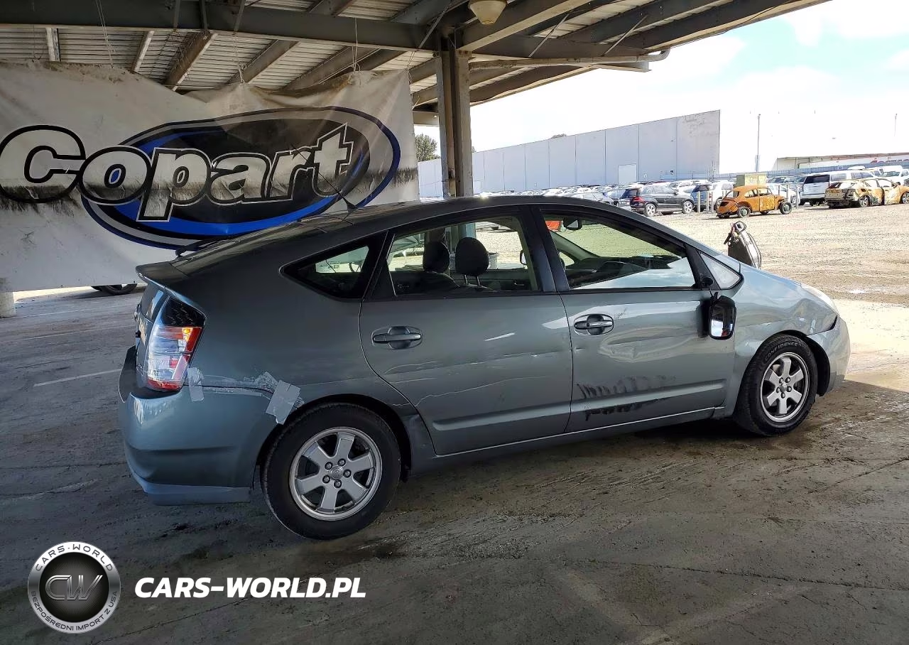 2005 Toyota Prius Base VIN:JTDKB20UX53119519 - 3