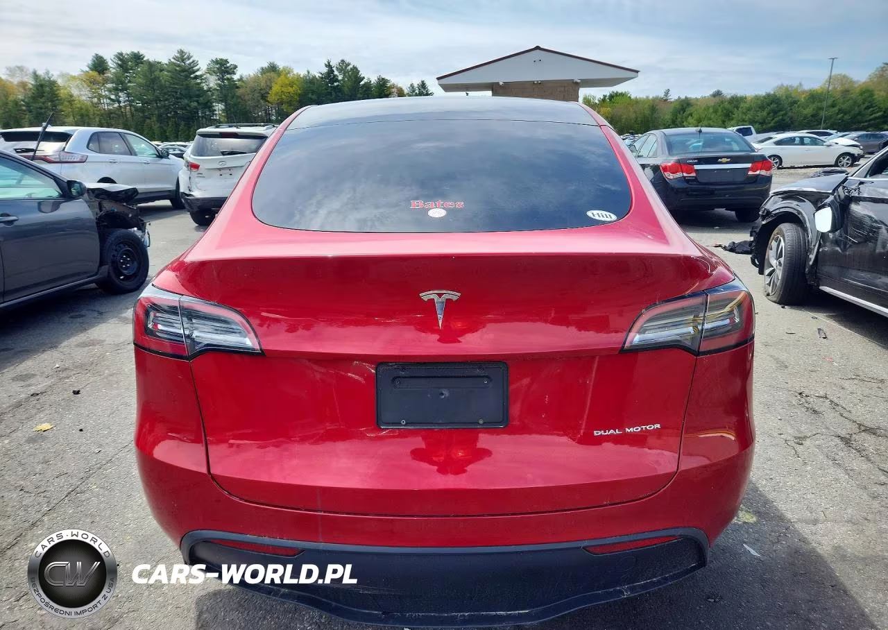 2021 Tesla Model Y VIN:5YJYGDEE3MF207886 - 6