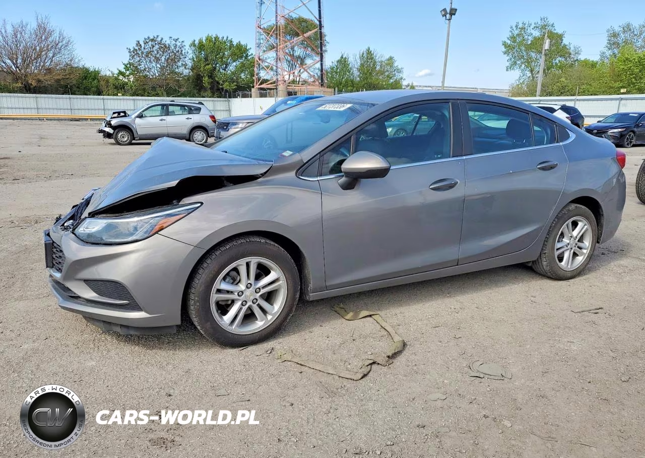 2018 Chevrolet Cruze Lt – zdjęcie 1 z 12