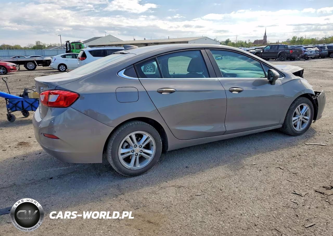 2018 Chevrolet Cruze Lt VIN:1G1BH5SE9J7154876 - 3