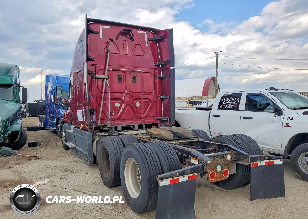 2015 Freightliner Cascadia 125 VIN:3AKJGLD5XFSGJ6075 - 3