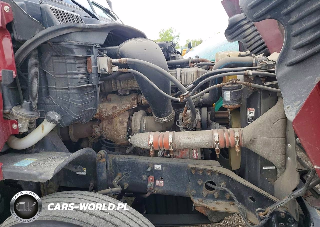 2015 Freightliner Cascadia 125 VIN:3AKJGLD5XFSGJ6075 - 9