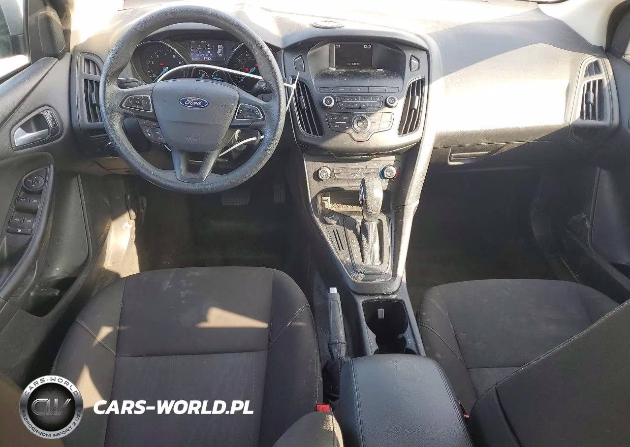 2018 Ford Focus Se VIN:1FADP3F24JL329121 - 8