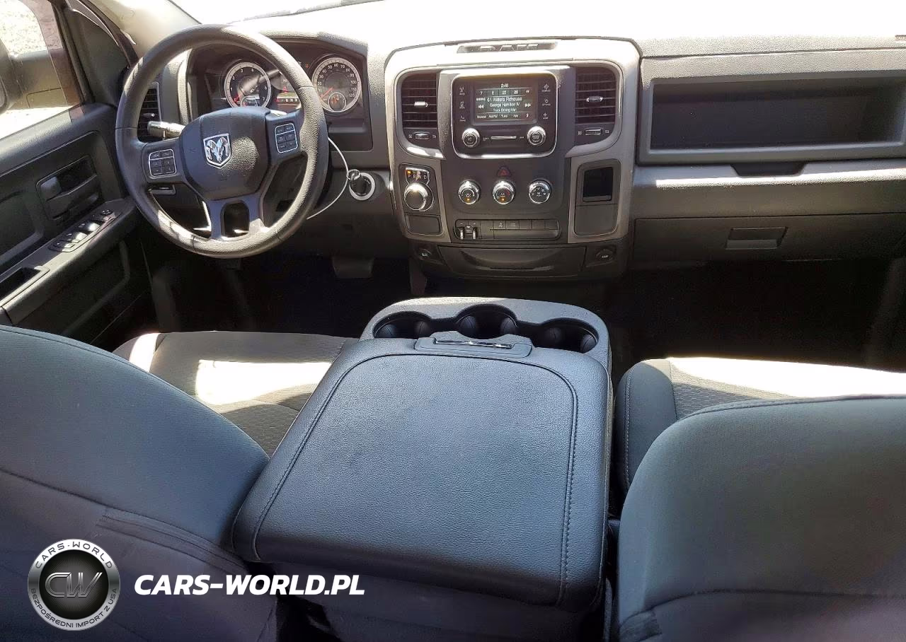 2019 Ram 1500 Classic Tradesman VIN:1C6RR6FT1KS500412 - 8