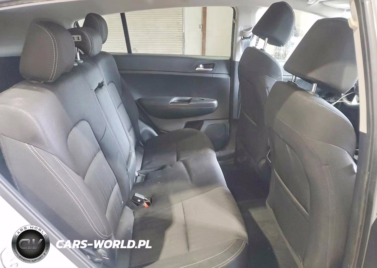 2020 Kia Sportage Lx VIN:KNDPMCAC4L7662625 - 11