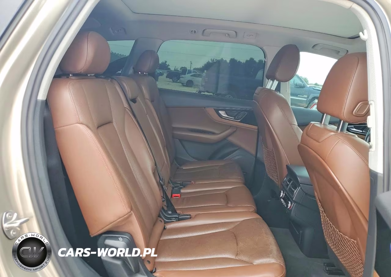 2017 Audi Q7 Prestige VIN:WA1VAAF77HD023125 - 11