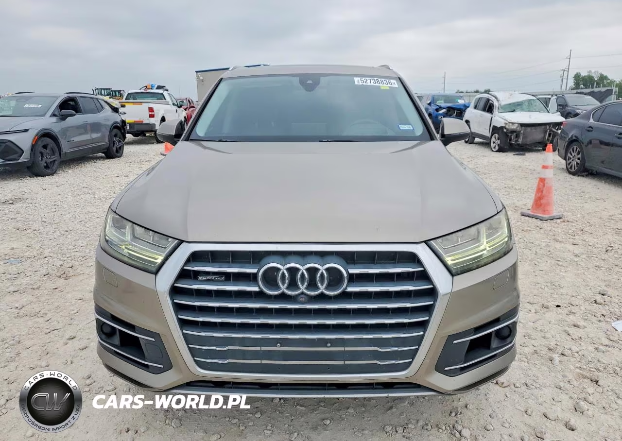 2017 Audi Q7 Prestige VIN:WA1VAAF77HD023125 - 5
