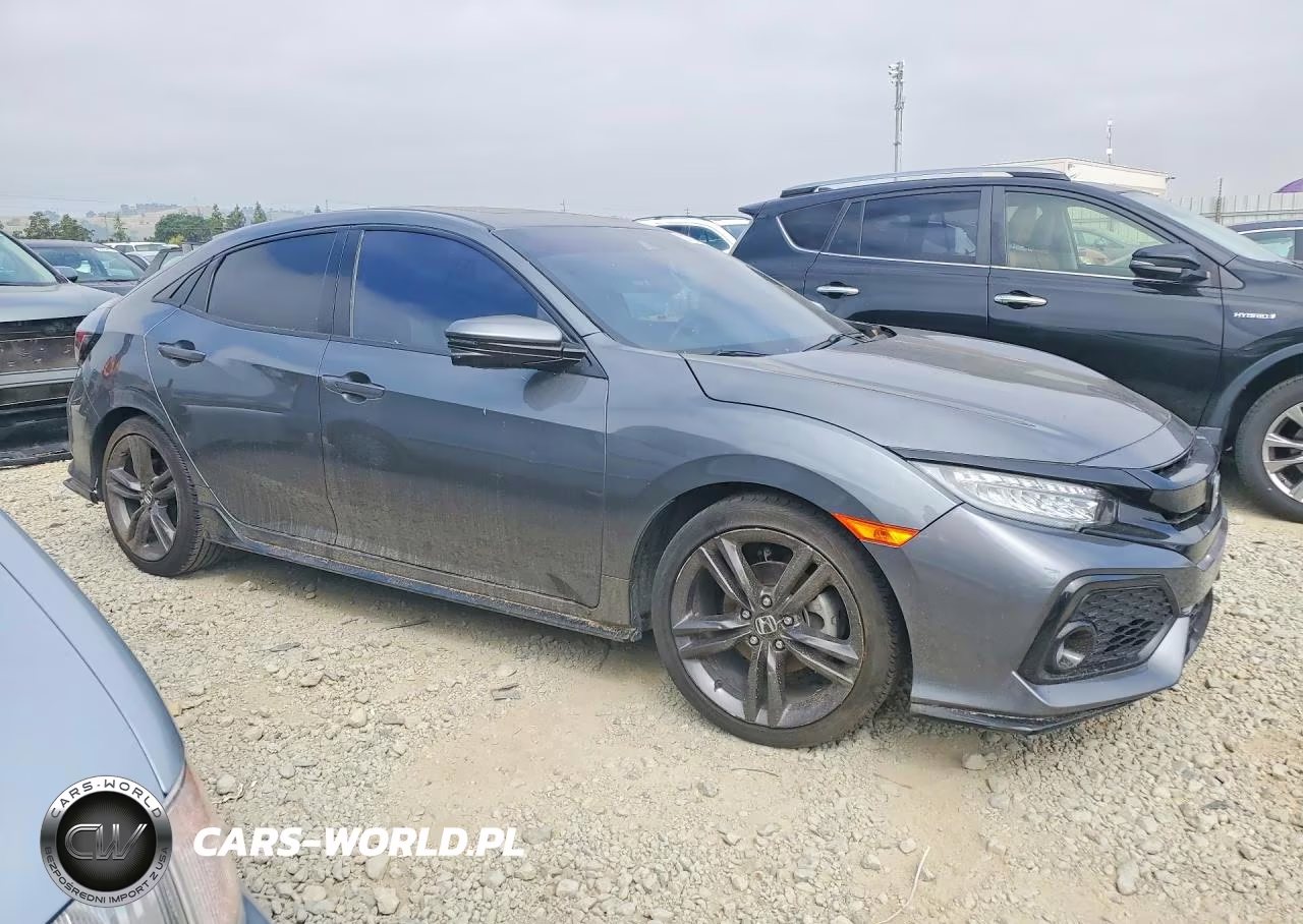 2018 Honda Civic Sport Touring VIN:SHHFK7H90JU427373 - 4