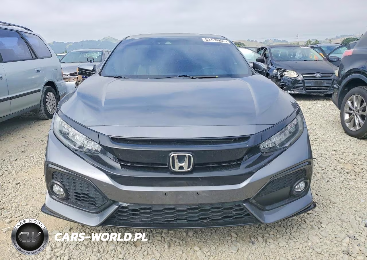 2018 Honda Civic Sport Touring VIN:SHHFK7H90JU427373 - 5