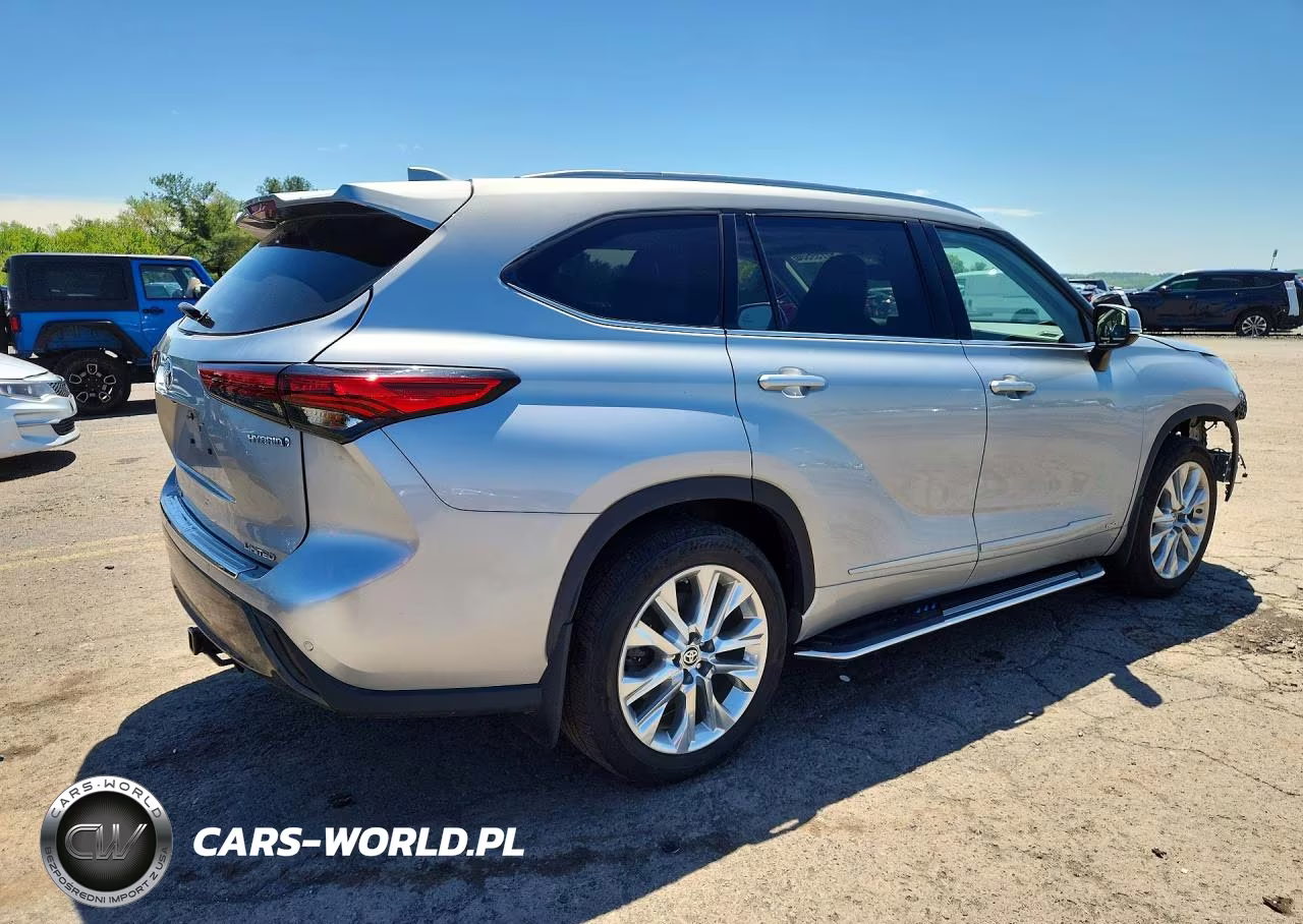 2023 Toyota Highlander Hybrid Limited VIN:5TDXBRCH9PS120921 - 3