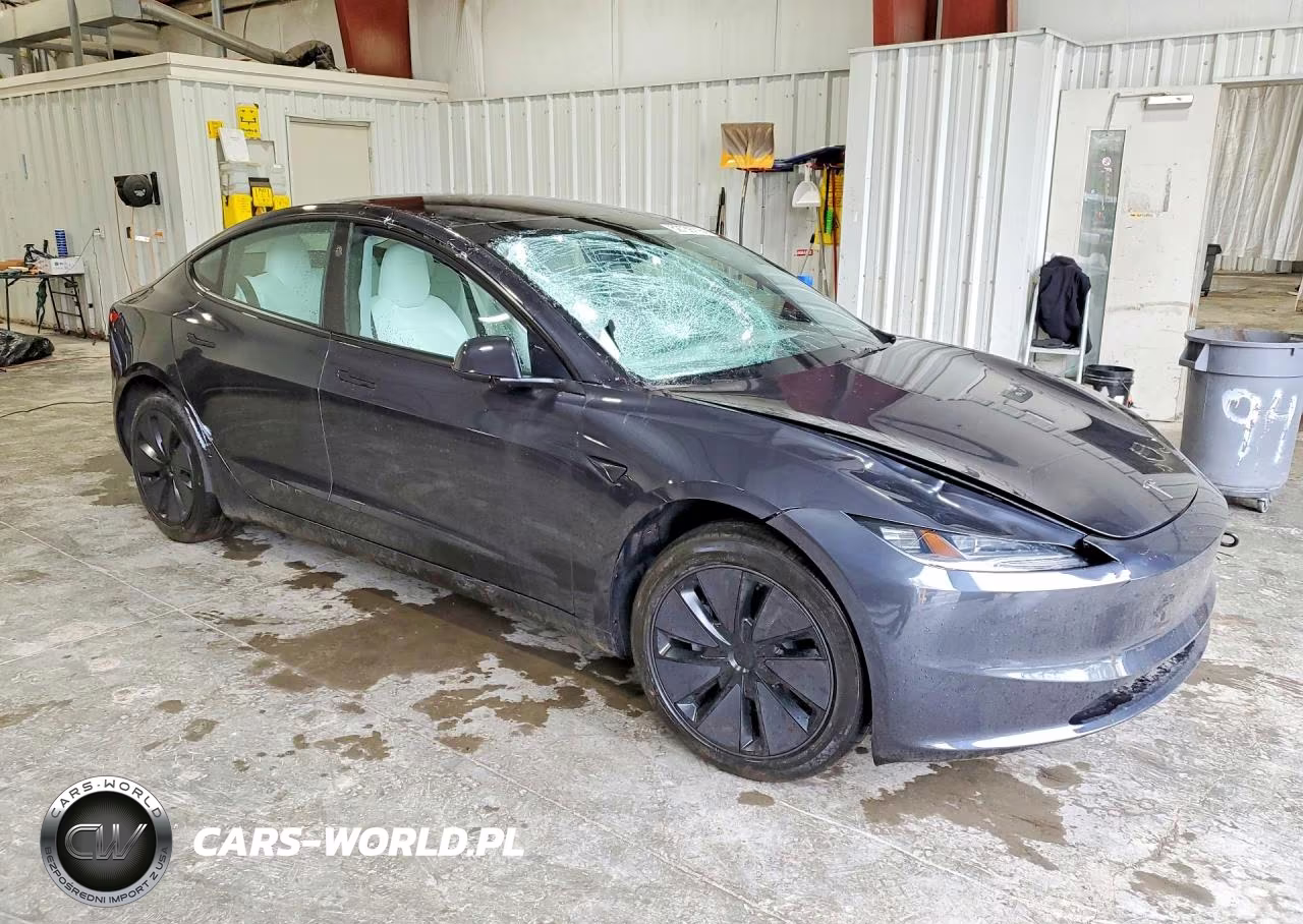 2024 Tesla Model 3 VIN:5YJ3E1EA6RF863860 - 4