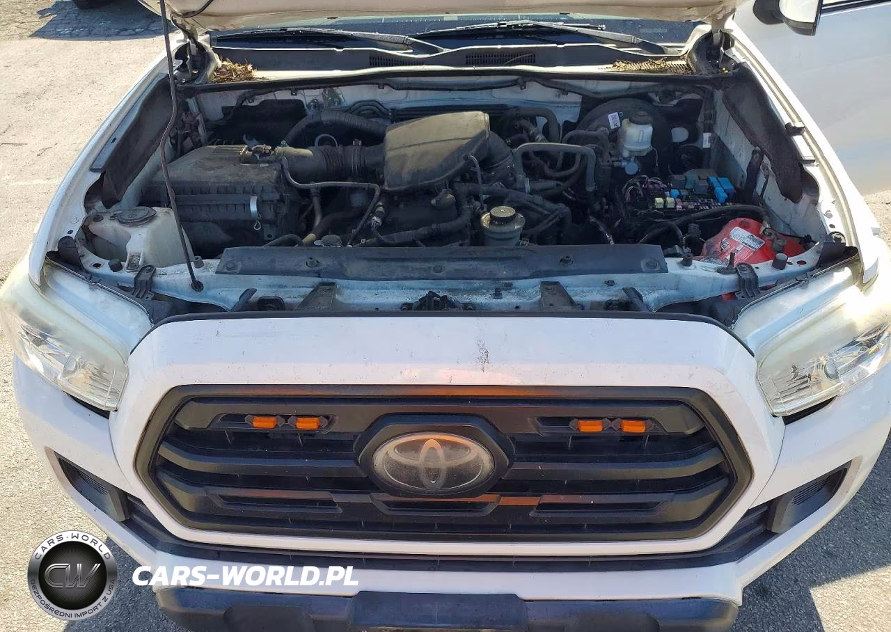 2018 Toyota Tacoma Sr VIN:5TFRX5GN3JX112074 - 11