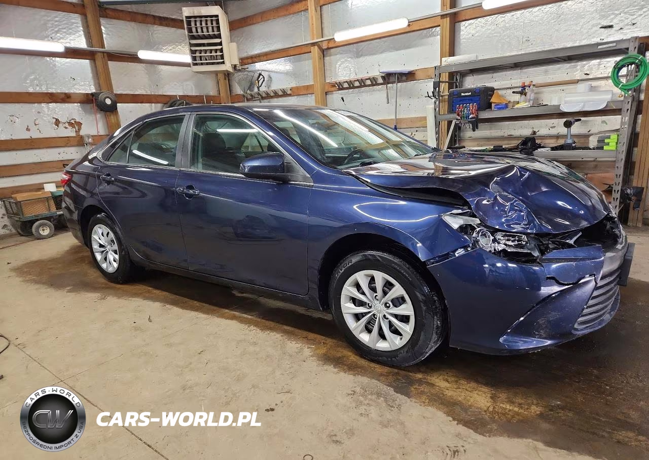 2016 Toyota Camry Le VIN:4T1BF1FK5GU500854 - 4