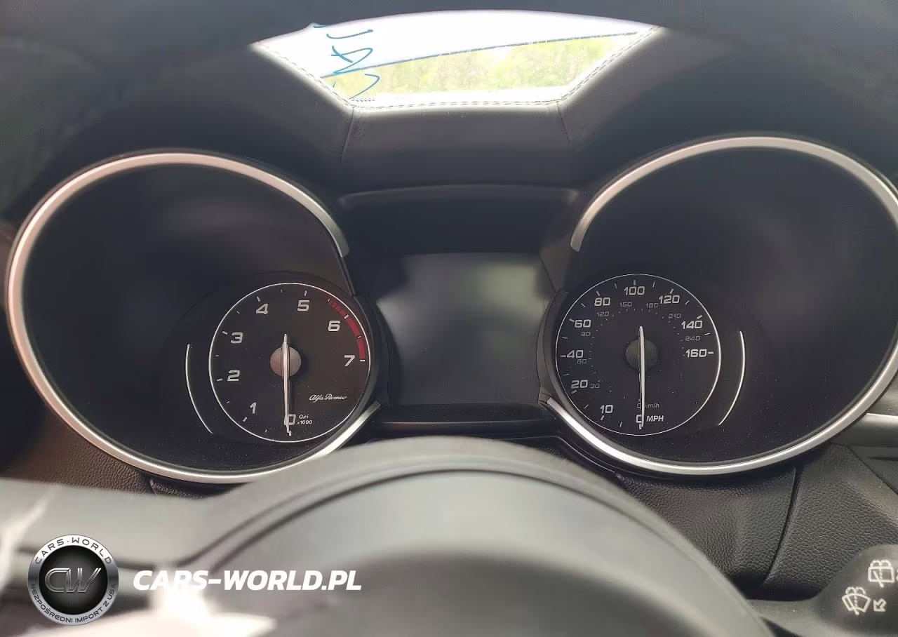 2022 Alfa Romeo Stelvio Ti VIN:ZASPAKBN7N7D38341 - 9