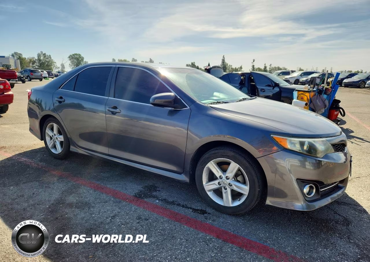 2012 Toyota Camry Se VIN:4T1BF1FK5CU055929 - 4
