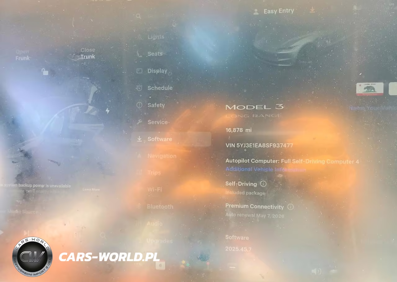 2025 Tesla Model 3 VIN:5YJ3E1EA8SF937477 - 9
