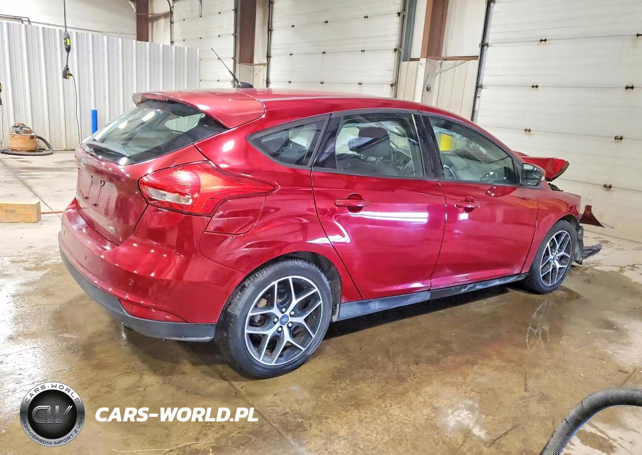 2017 Ford Focus Sel VIN:1FADP3M22HL201263 - 3
