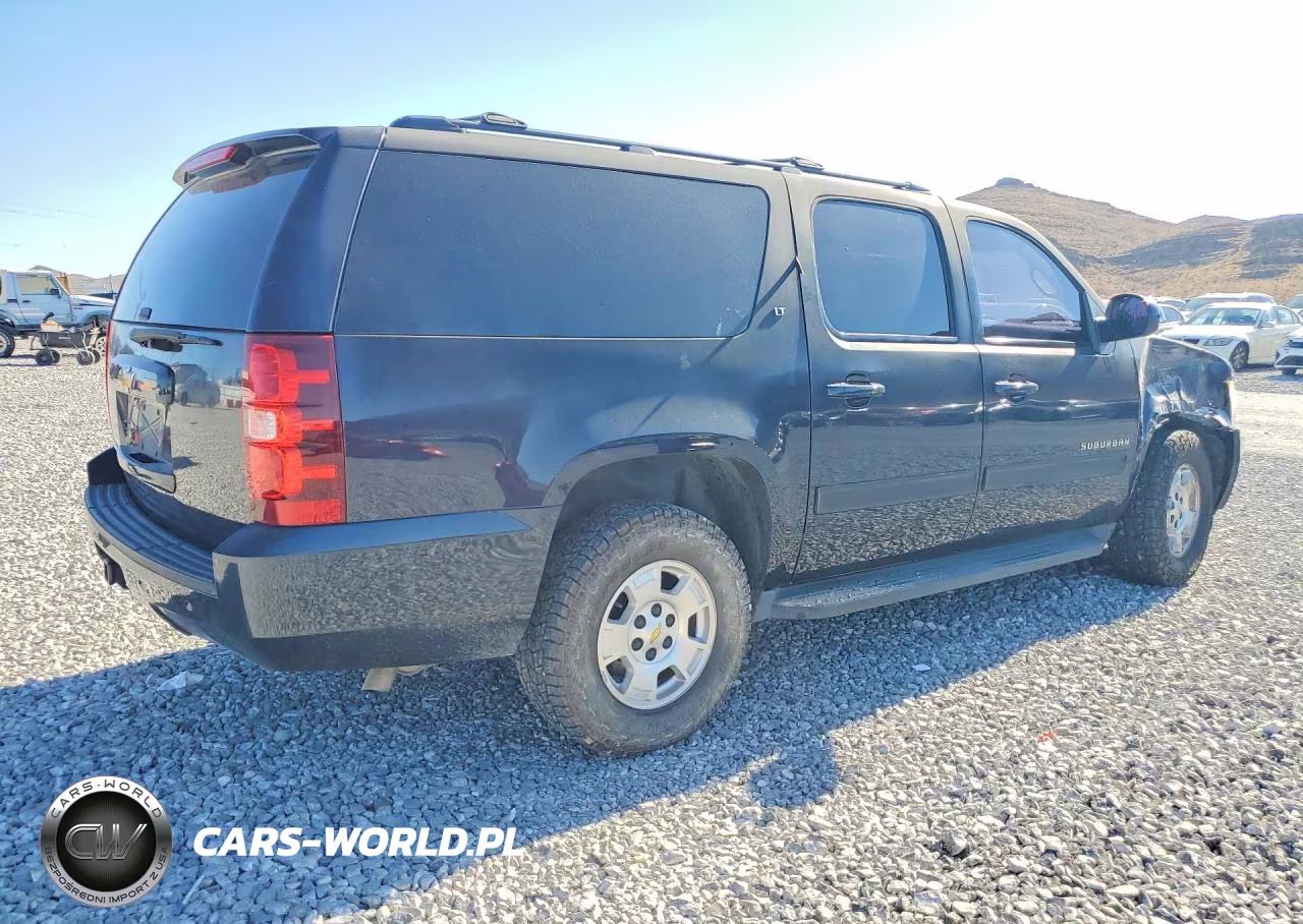 2013 Chevrolet Suburban C1500 Lt VIN:1GNSCJE02DR218173 - 3