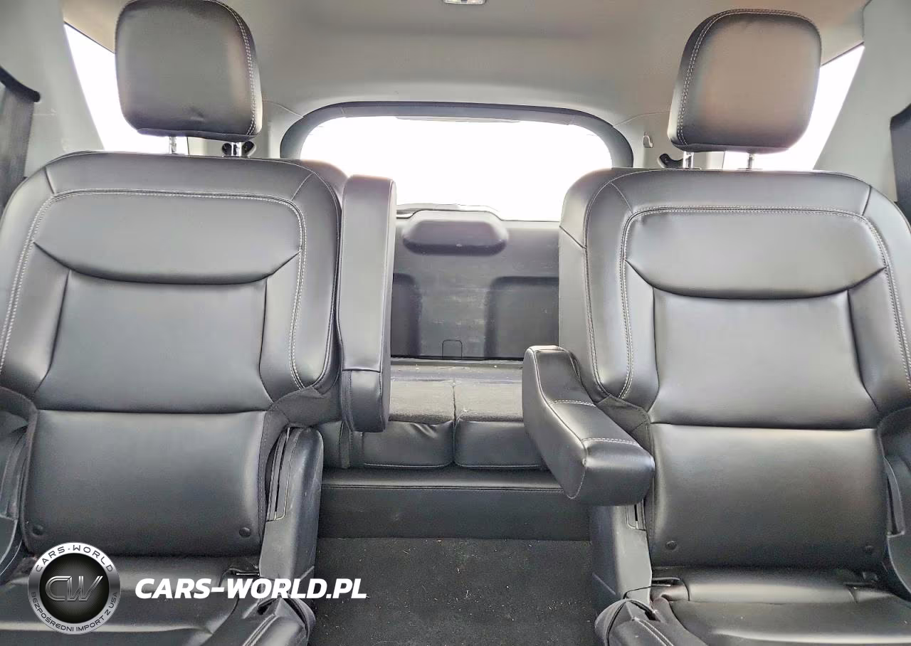 2023 Ford Explorer Xlt VIN:1FMSK8DH5PGA42176 - 10