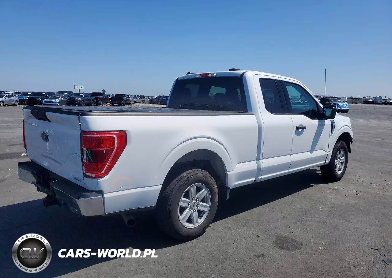 2023 Ford F150 Super Cab VIN:1FTEX1CPXPKG13306 - 3
