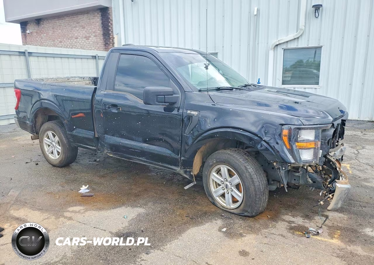 2023 Ford F150 VIN:1FTMF1CP3PKE73209 - 4
