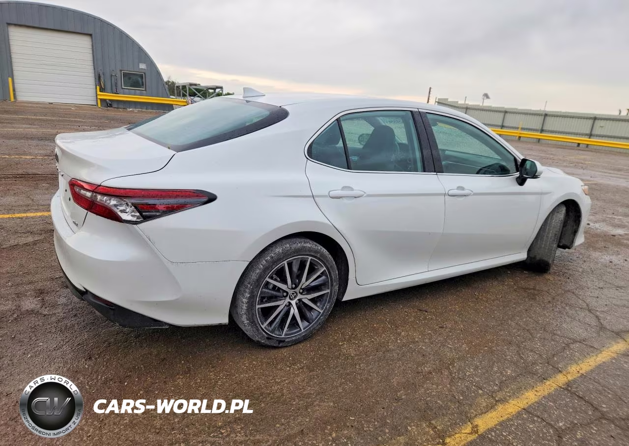 2024 Toyota Camry Xle VIN:4T1F11AK1RU254590 - 3