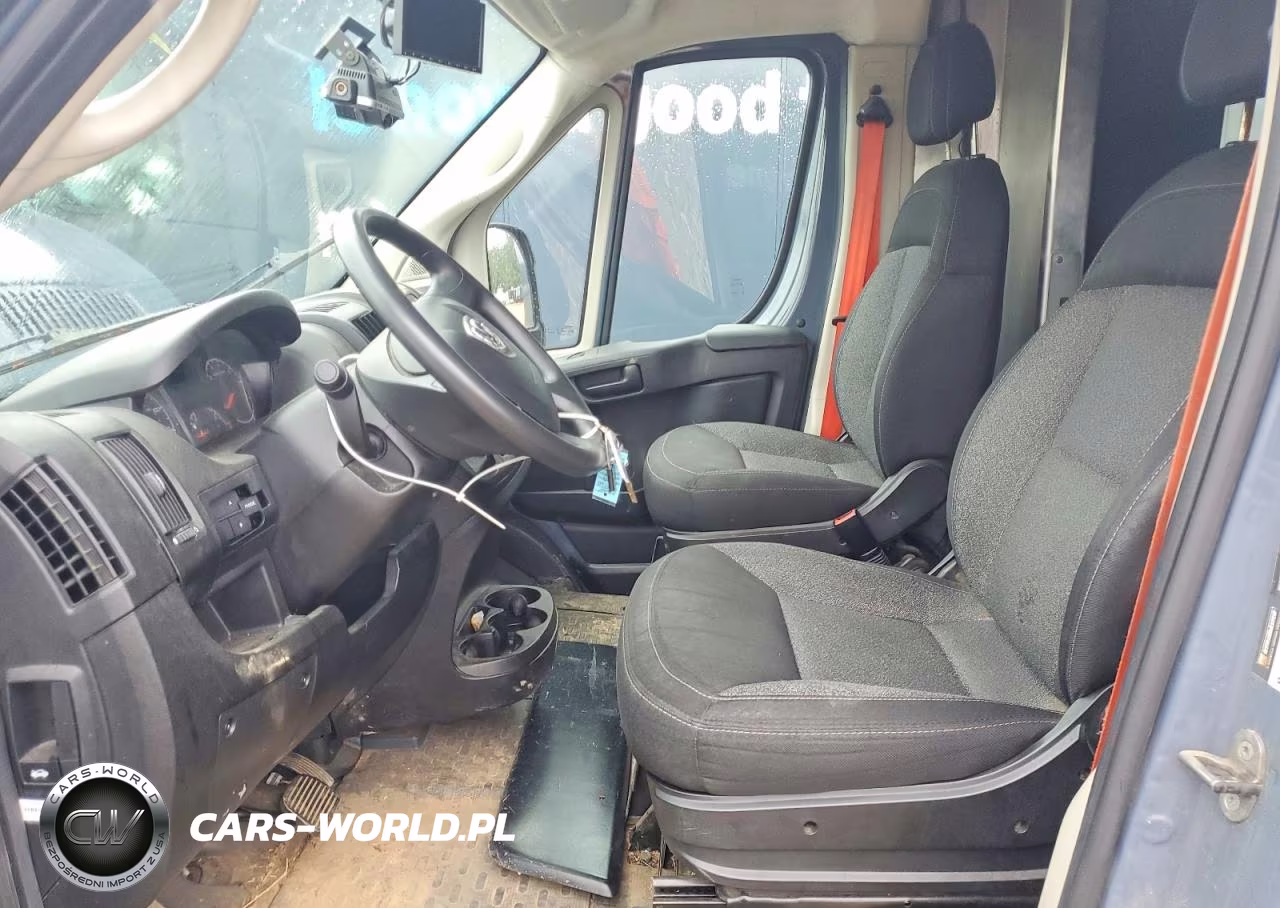 2020 Ram Promaster 3500 Delivery Van VIN:3C6URVJG6LE136569 - 7