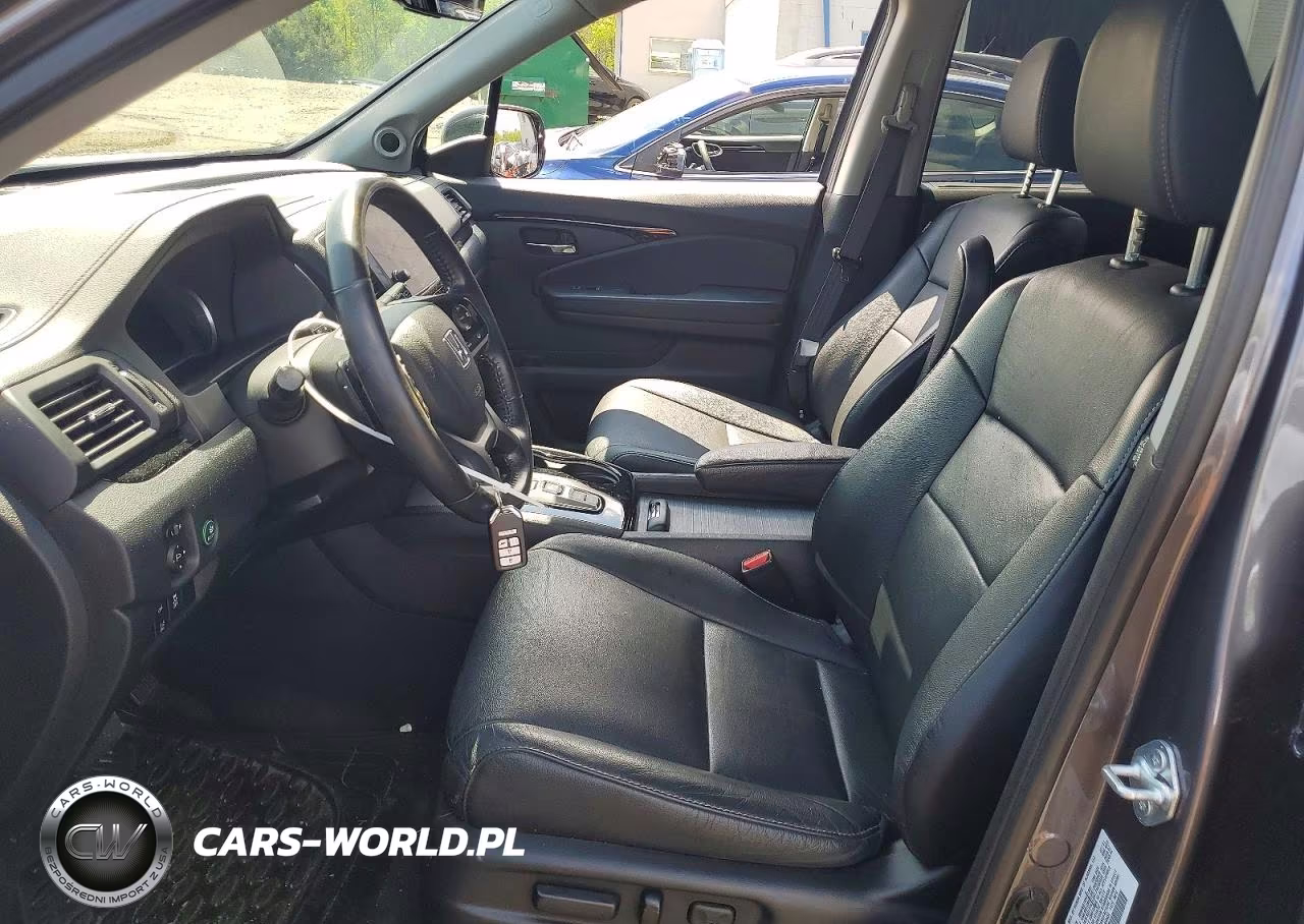 2021 Honda Pilot Touring VIN:5FNYF6H90MB059404 - 7